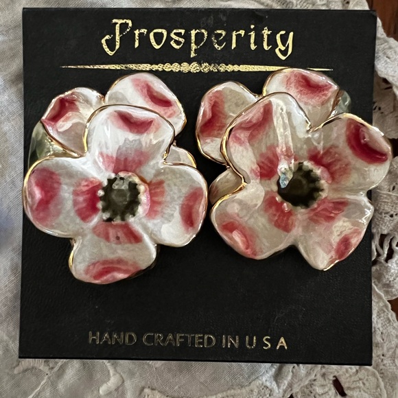 New Vintage Prosperity Ceramic Brooch & Clip On Earring Set Handcrafted USA 🌺 - Picture 3 of 8